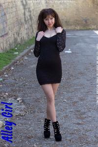 Alley_Girl_5_23_2014
