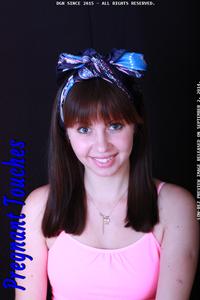 Pregnant_Touches_9_2_2014