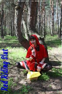 Red_Riding_Slut_4_22_2015