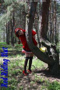 Red_Riding_Slut_4_22_2015