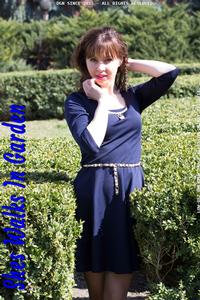 Shes_Walks_In_Garden_5_17_2014